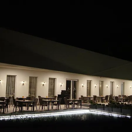 Anna Hotel